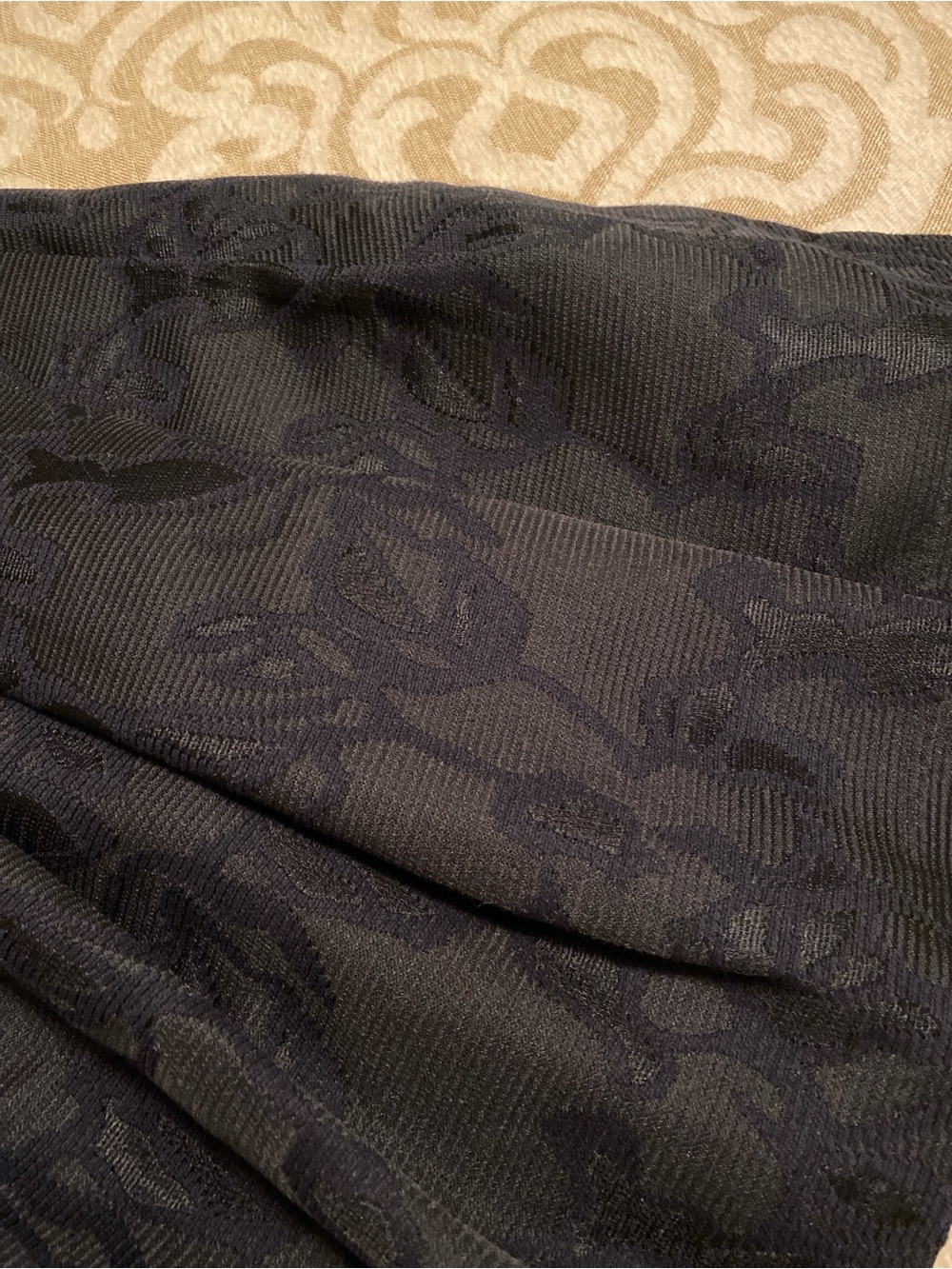Banana Republic Black Floral Jacquard Pleated Skirt - Picture 6 of 7